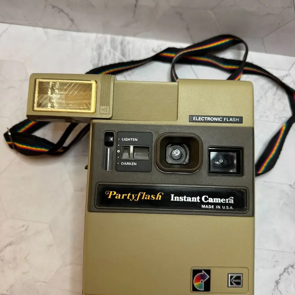 Vintage 1970s Kodak Partyflash Instant Camera Flash Made in USA Untested EUC